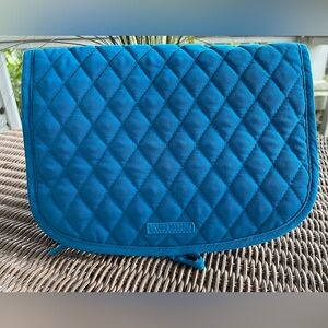 Vera Bradley toiletry travel bag